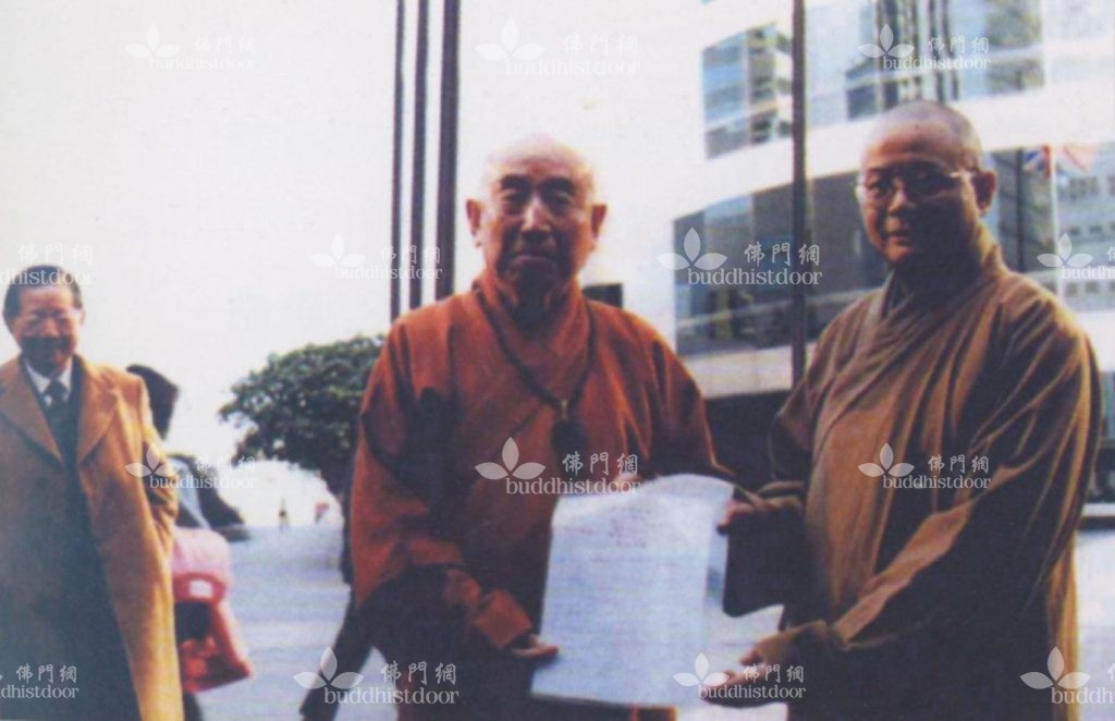 覺光長老和香港佛教僧伽會會長紹根長老率領佛教代表團訪京表達意願
